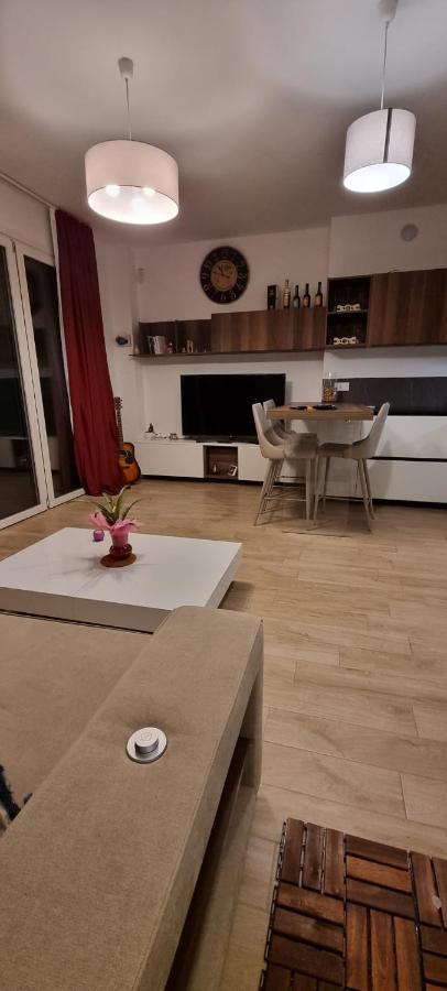 La Maison De Florina Milano Eksteriør bilde